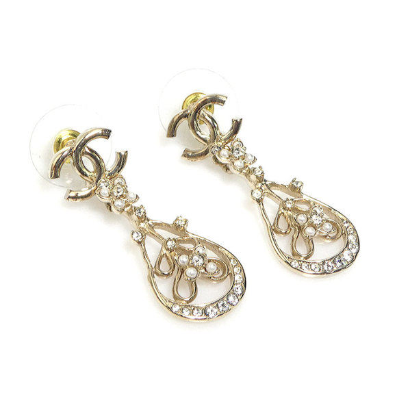 CHANEL White Coco Mark Earrings - Picture 1 of 5